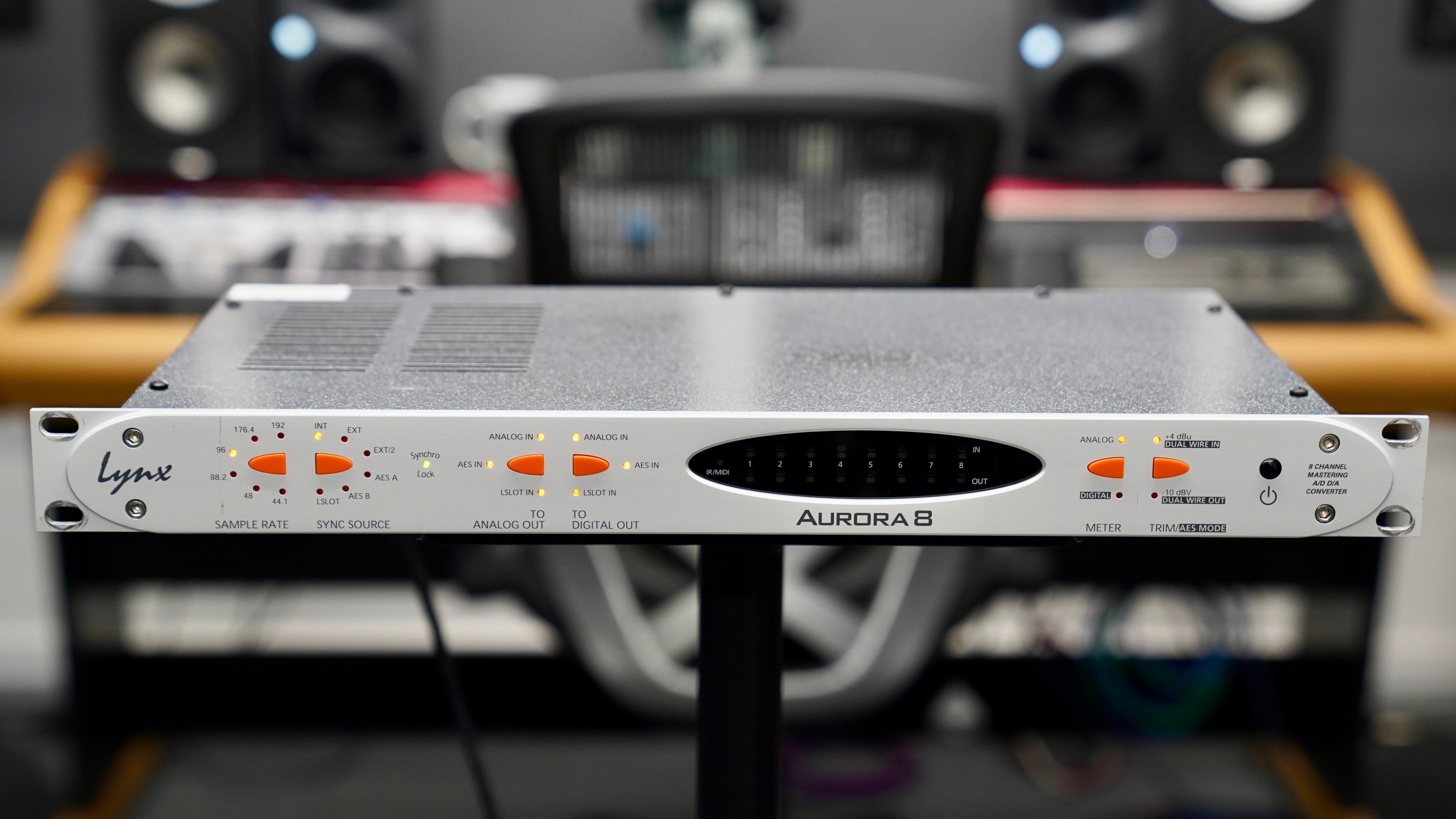 Lynx Aurora 8 w/ LT-USB