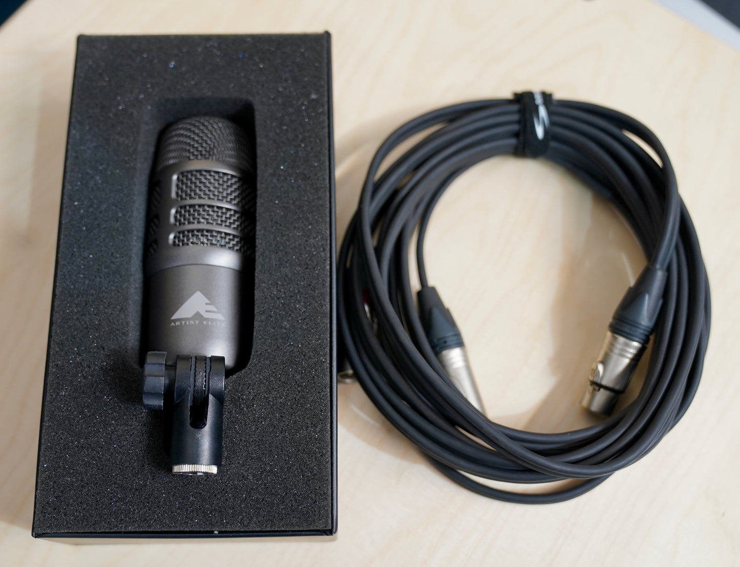 Audio Technica AE2500 Dual-element Cardioid Instrument Microphone