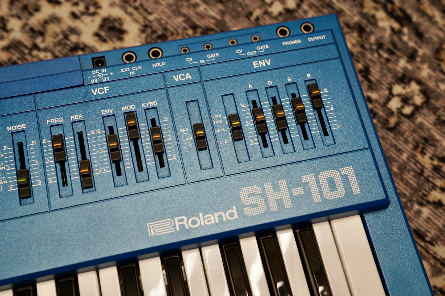 Roland SH-101 (Blue)