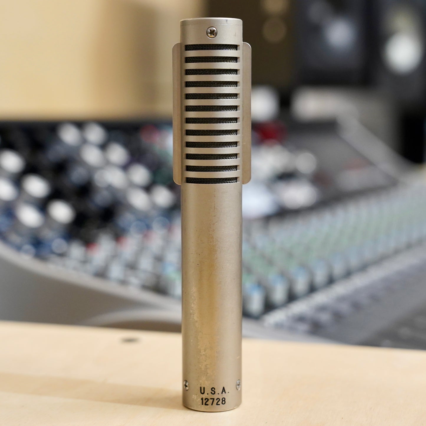 Royer R-121 Ribbon Microphone