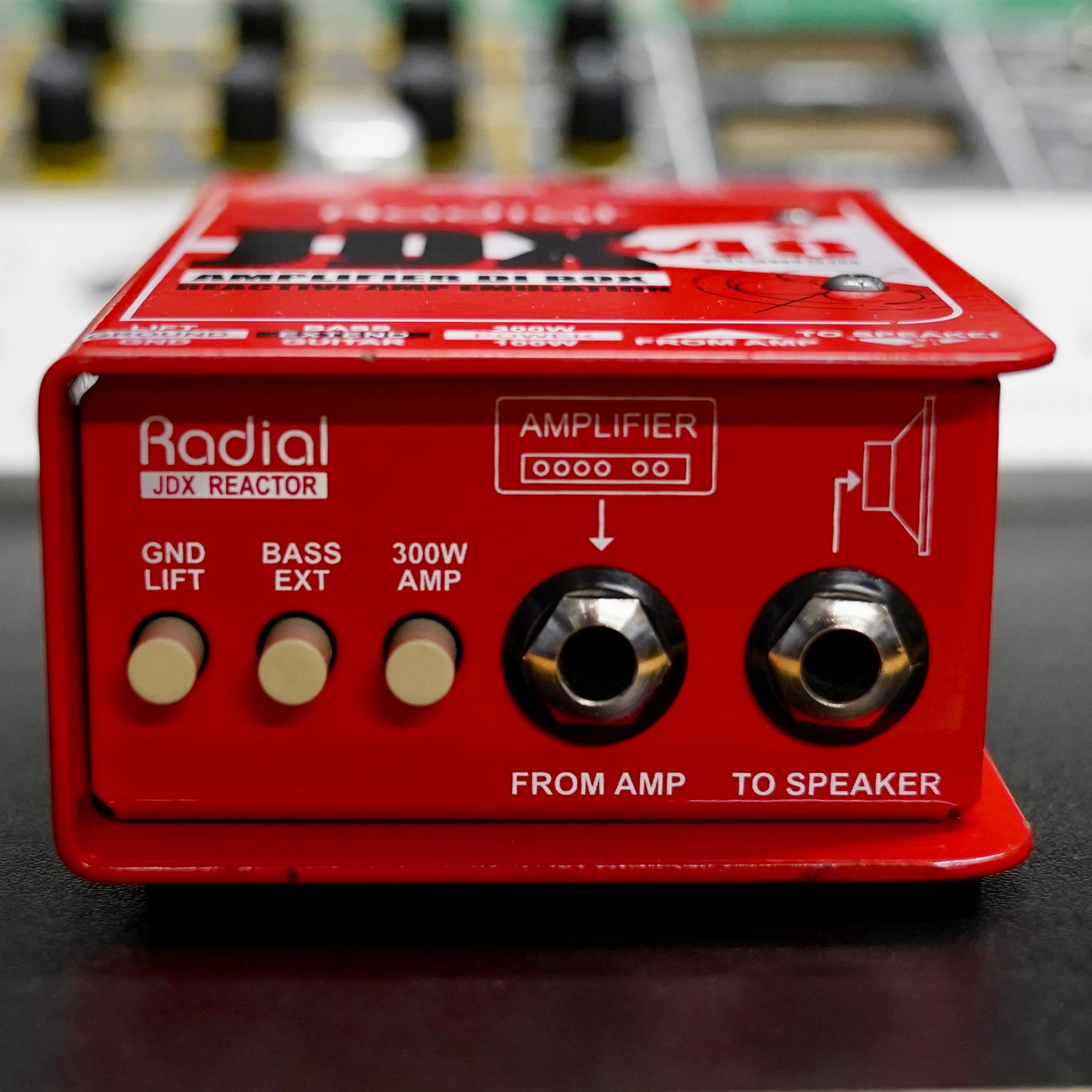 Radial JDX Amplifier DI Box