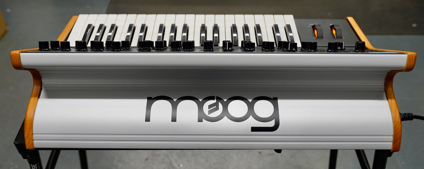 Moog Subsequent 37