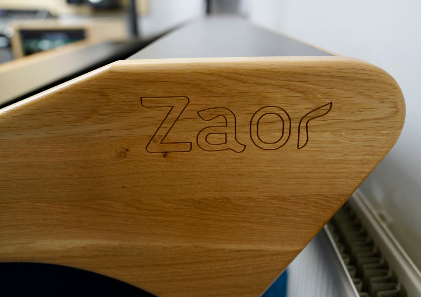 Zaor Onda Mack 18 (Oak)