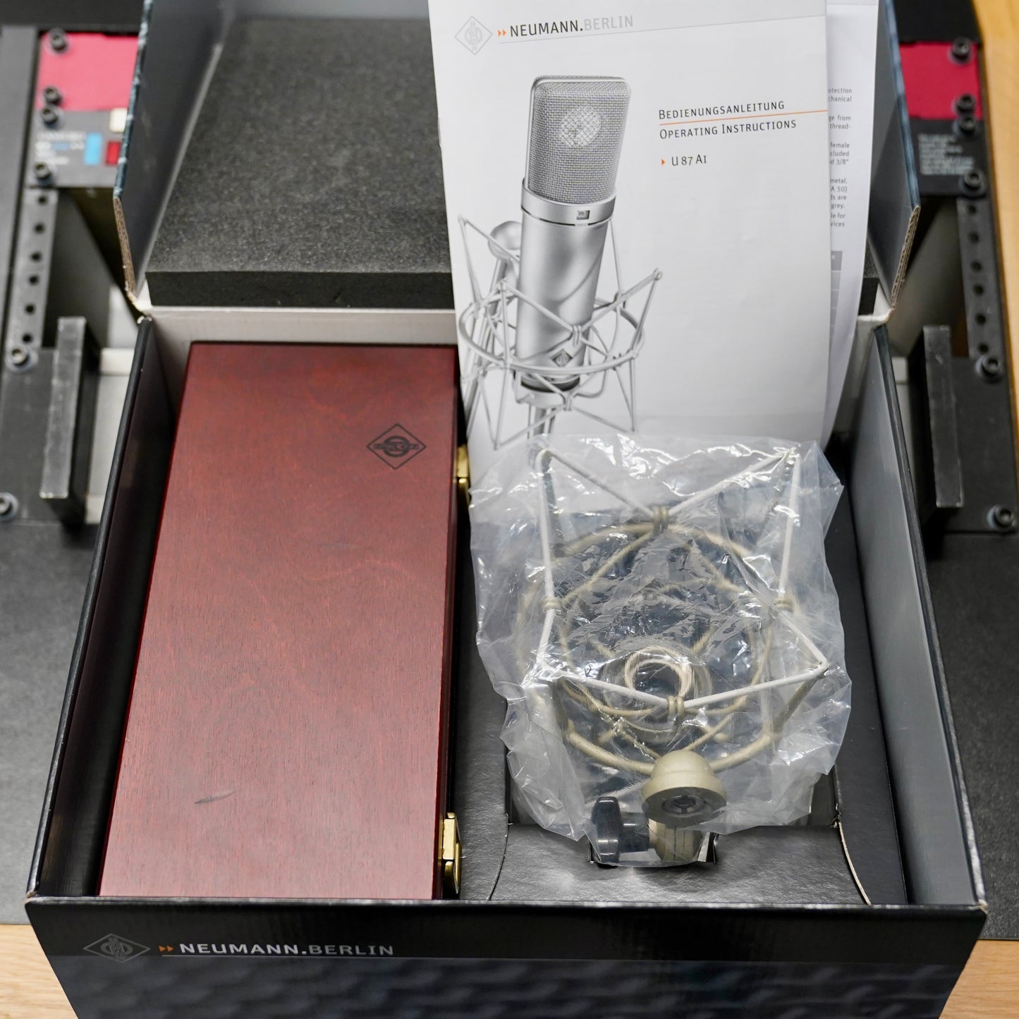 Neumann U87 Ai Studio Set