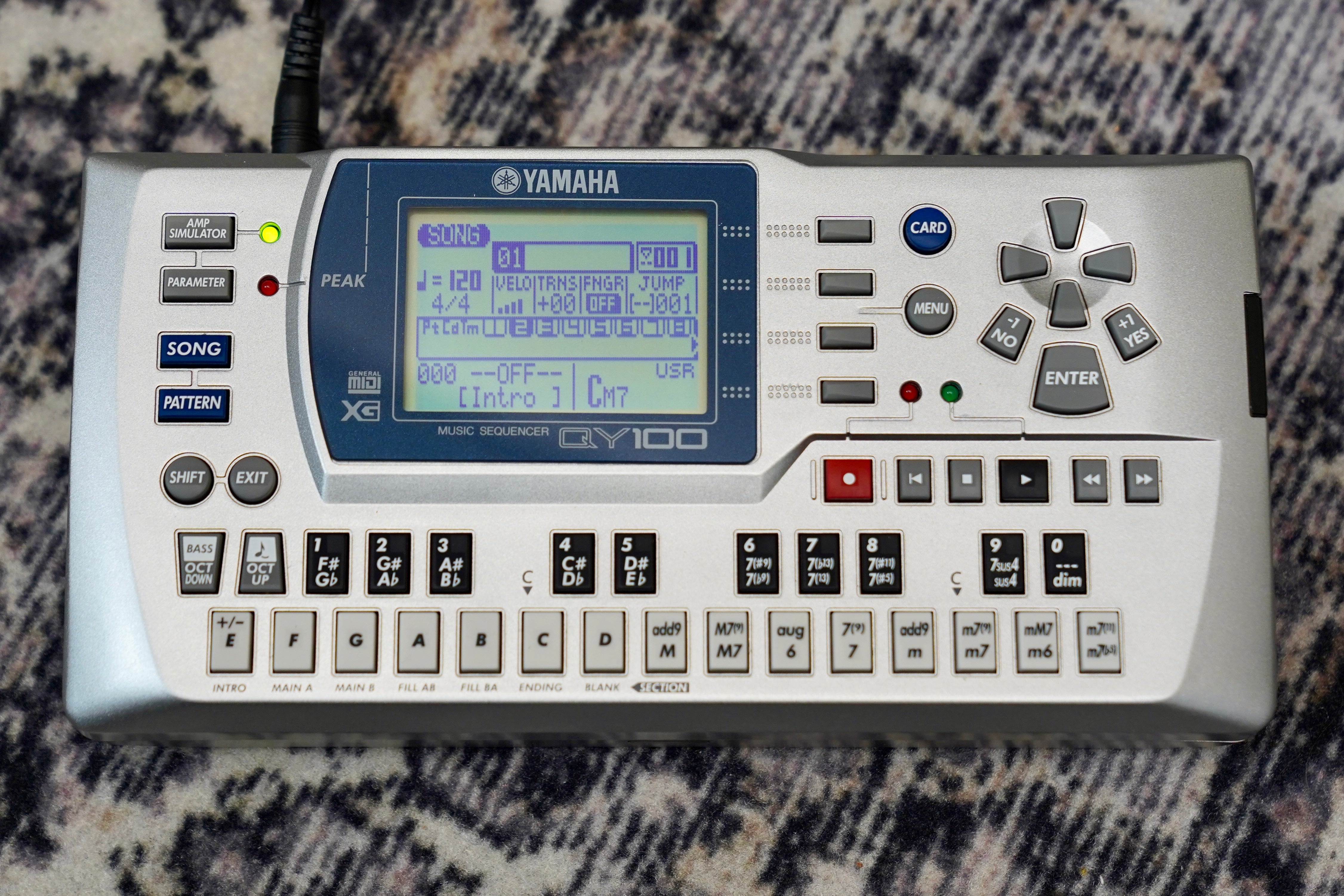 Yamaha QY100 Music Sequencer