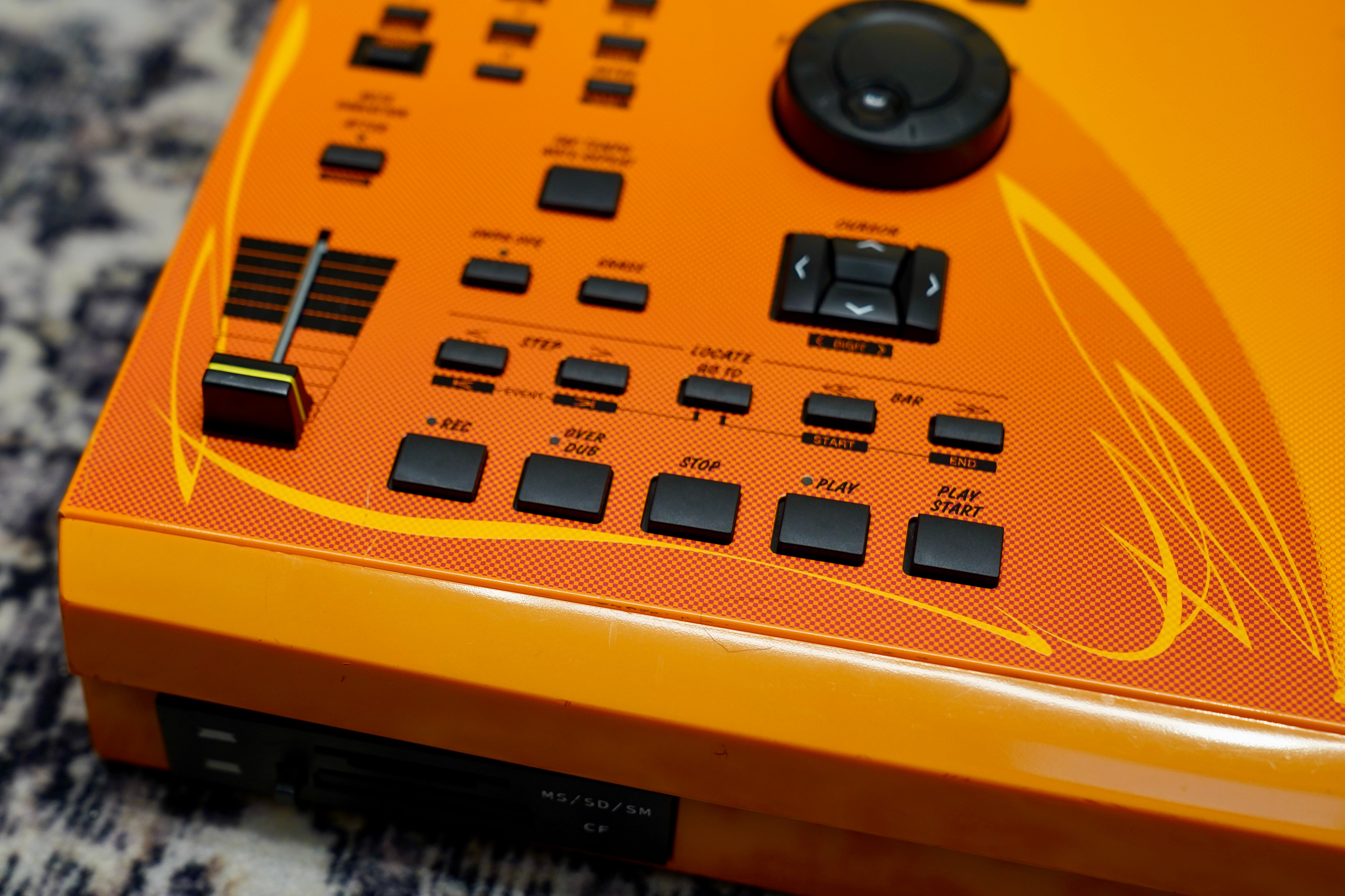 Akai MPC2000XL SE2