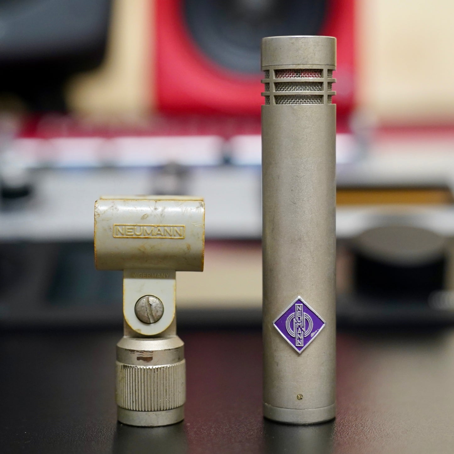 Neumann KM84i