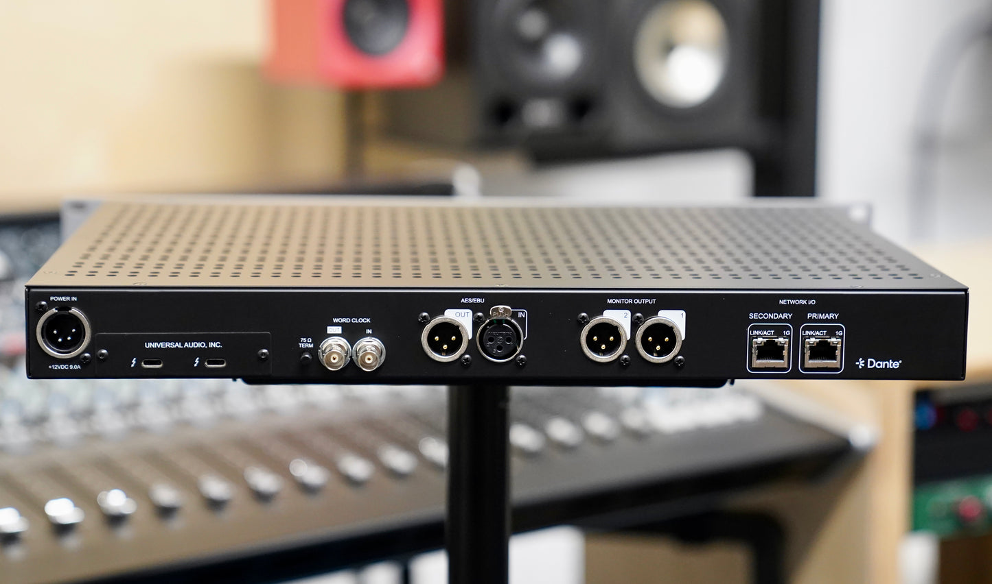 Universal Audio Apollo X16D (B-Stock)