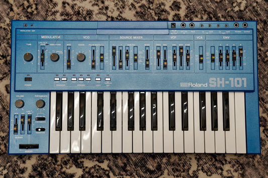 Roland SH-101 (Blue)