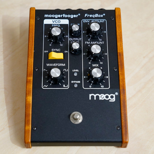 Moog Moogerfooger MF-107 FreqBox