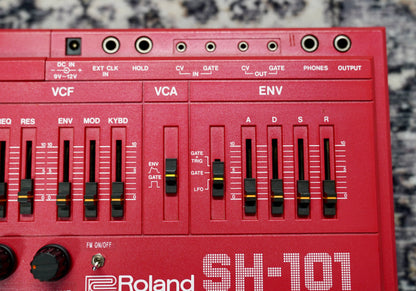Roland SH-101 (Red)