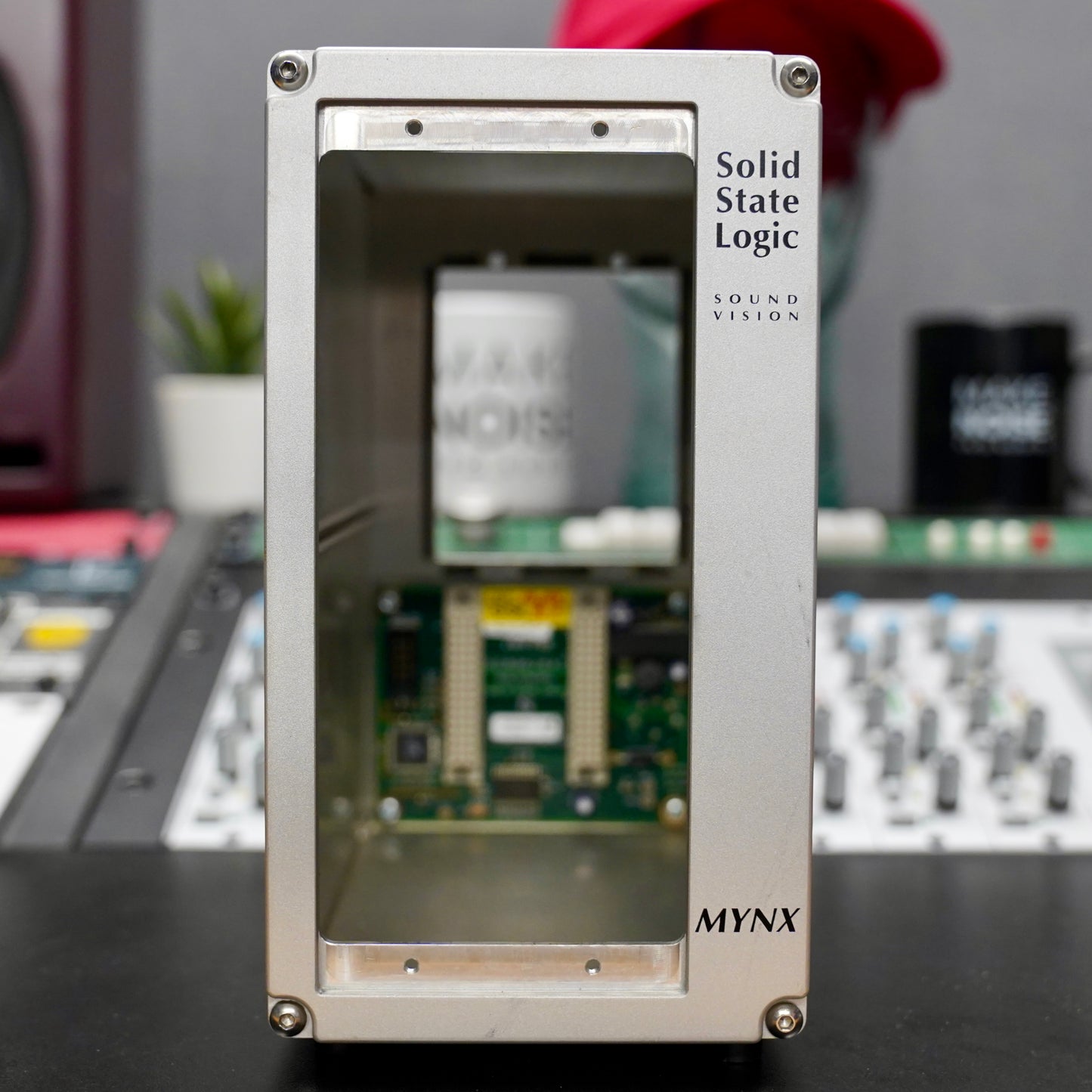 SSL Mynx Chassis