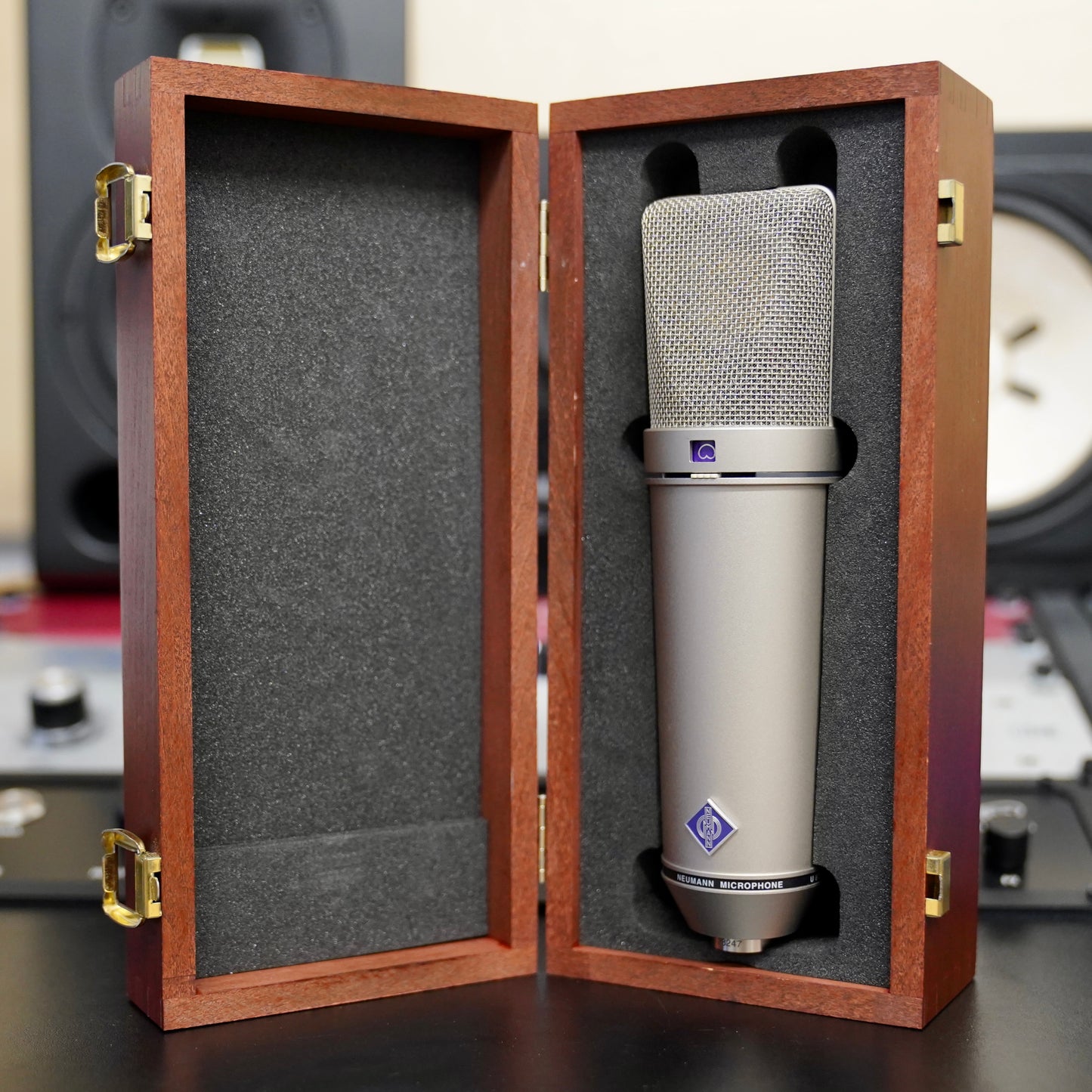 Neumann U87 Ai Studio Set