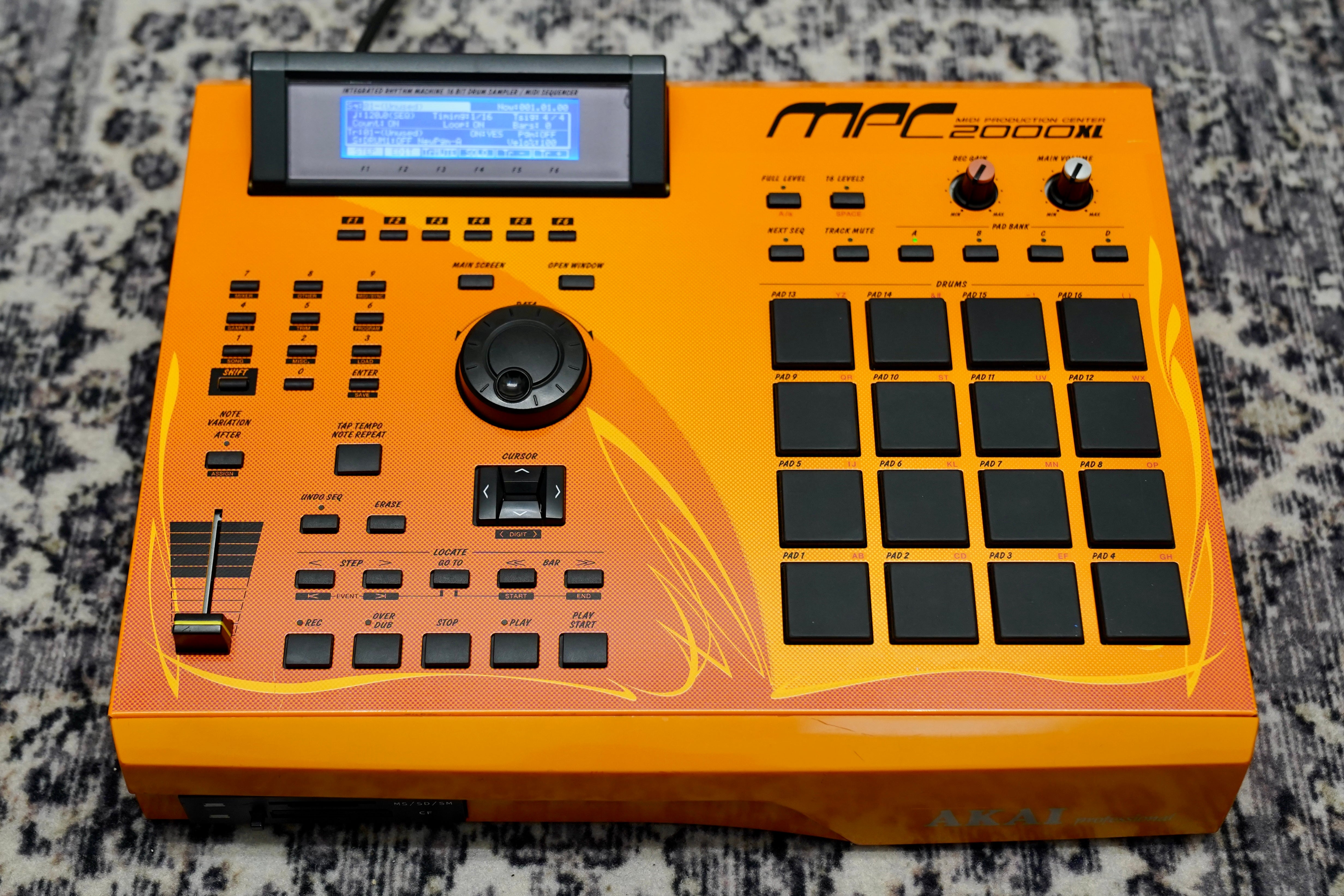 Akai MPC2000XL SE2