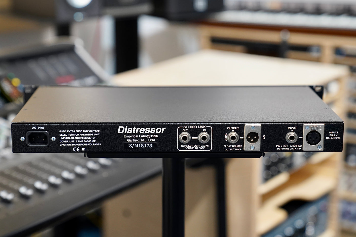 Empirical Labs EL8-X Distressor