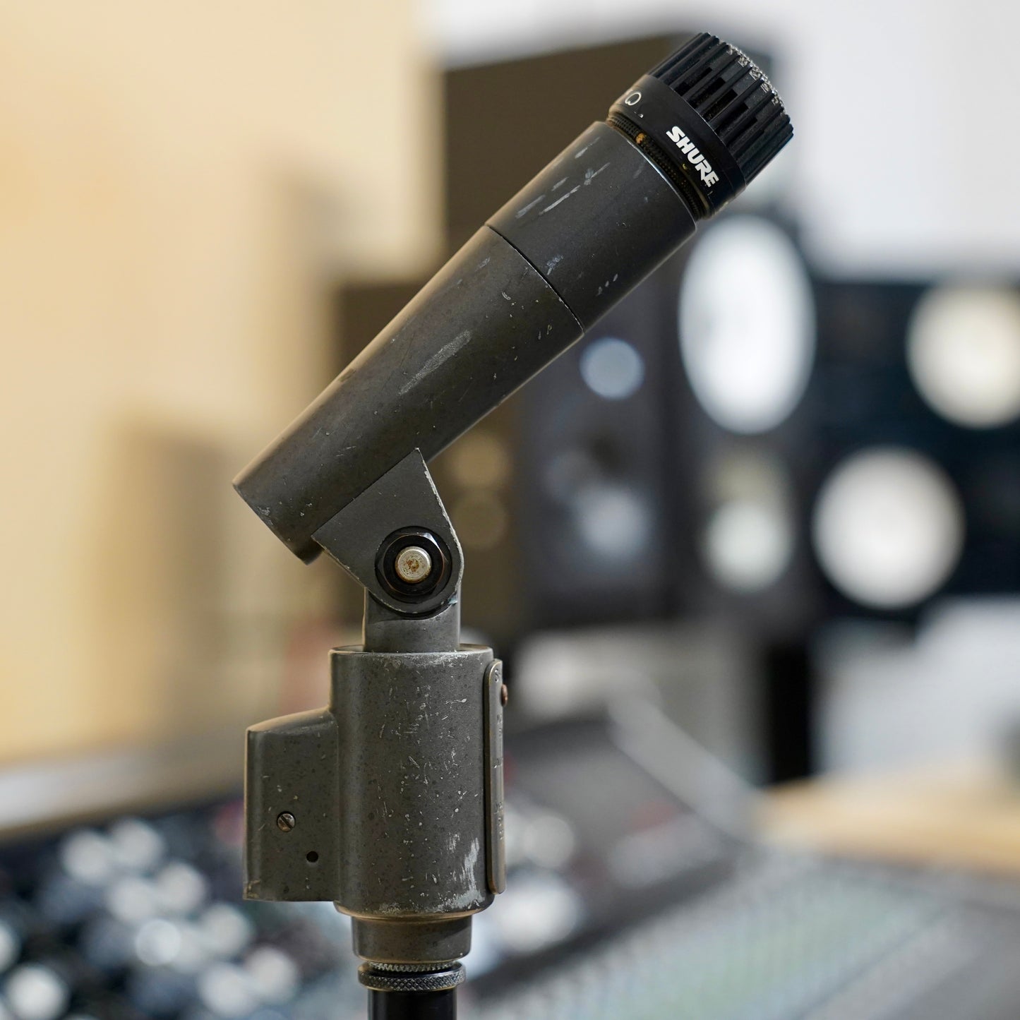 Shure SM56 Unidyne III