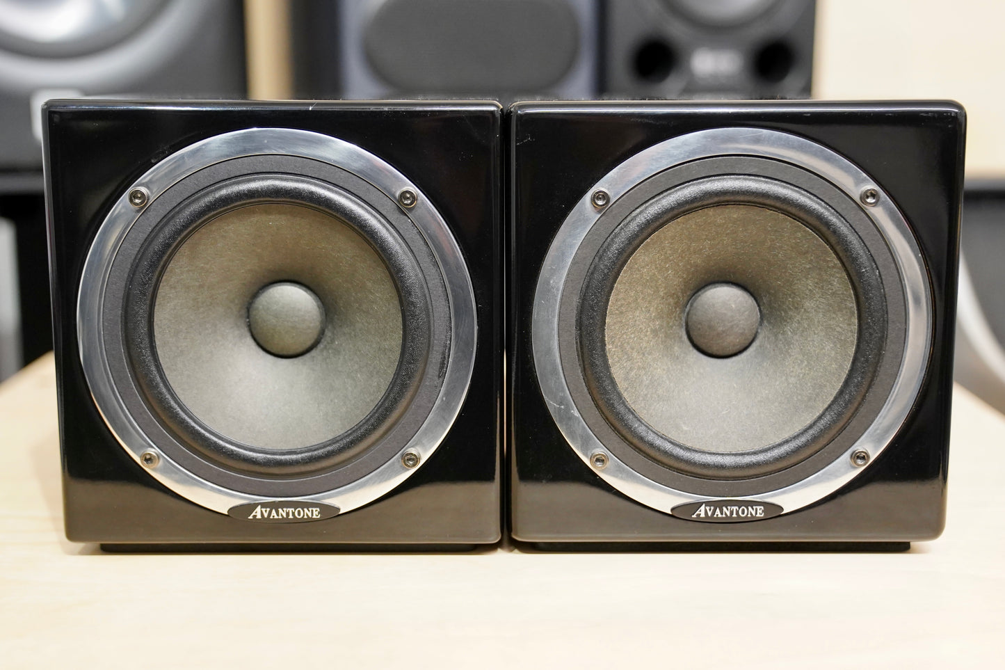 Avantone Active MixCubes (Pair)