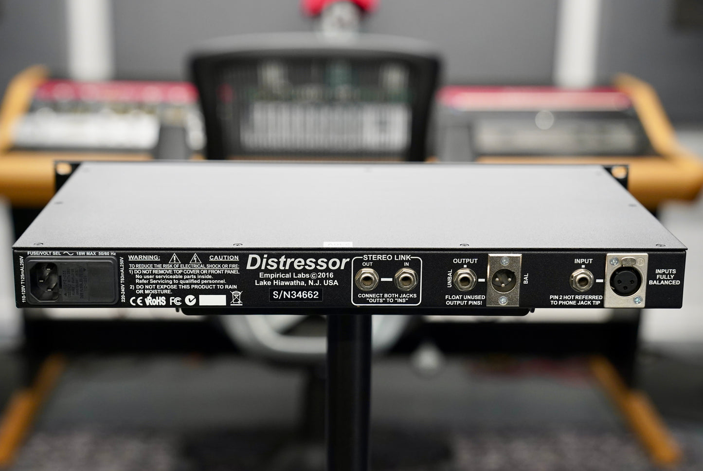 Empirical Labs EL8-X Distressor