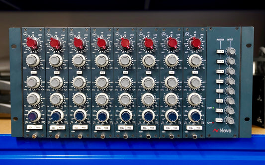 8x Neve 1084 w/ Rack