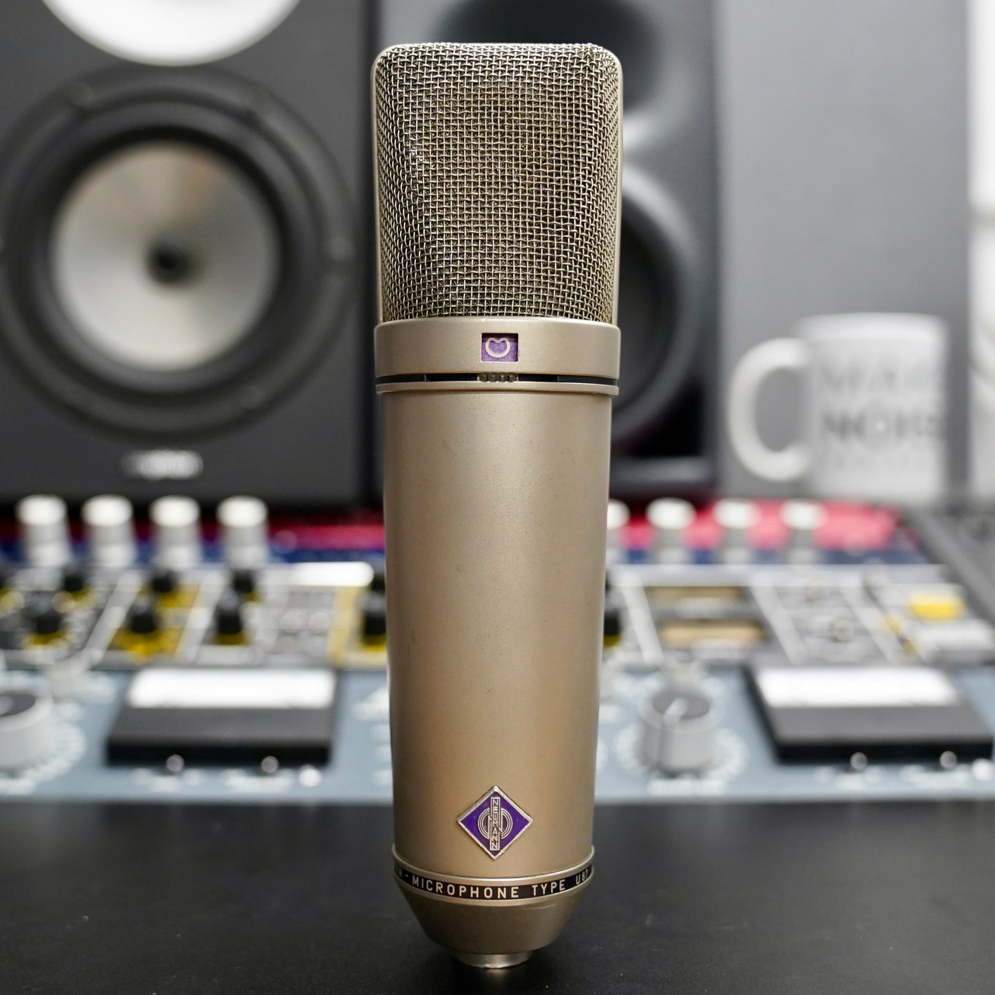 Neumann U87 (1971)