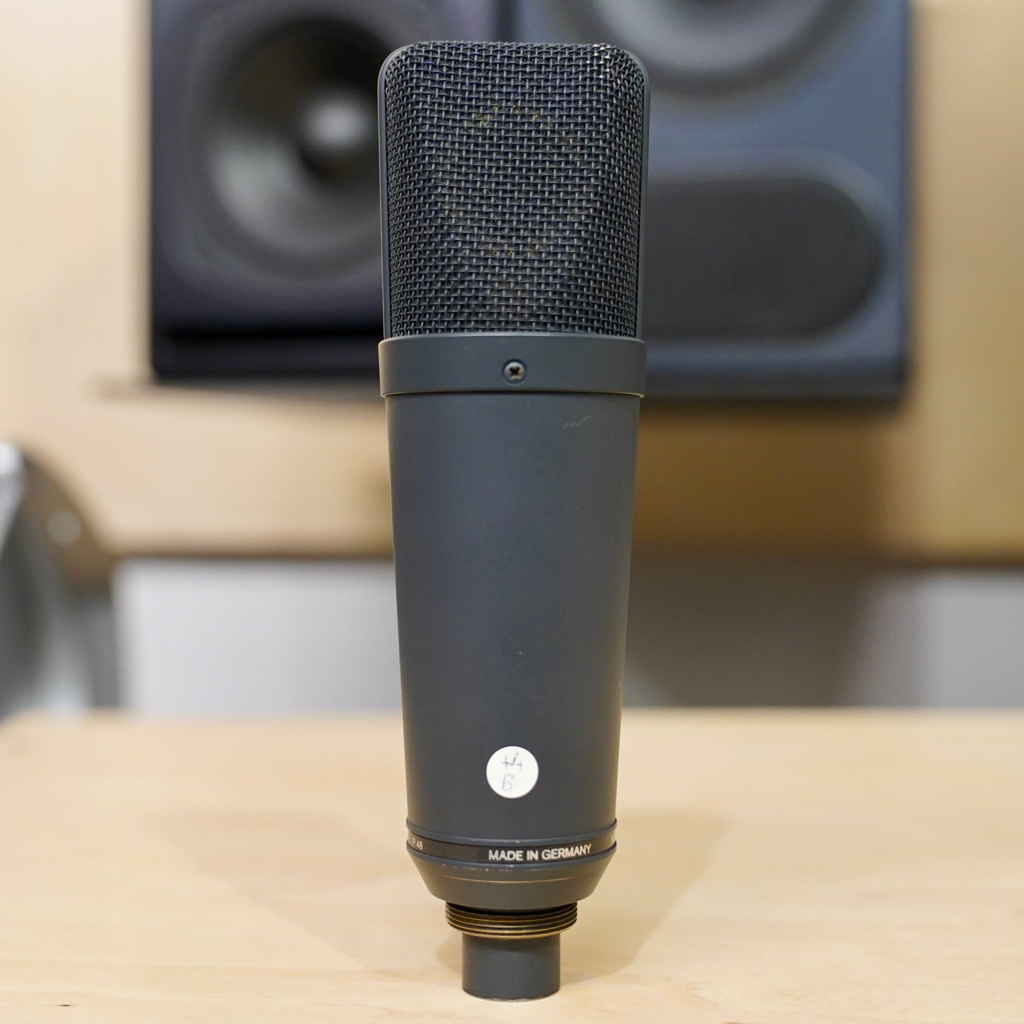 Neumann TLM 193