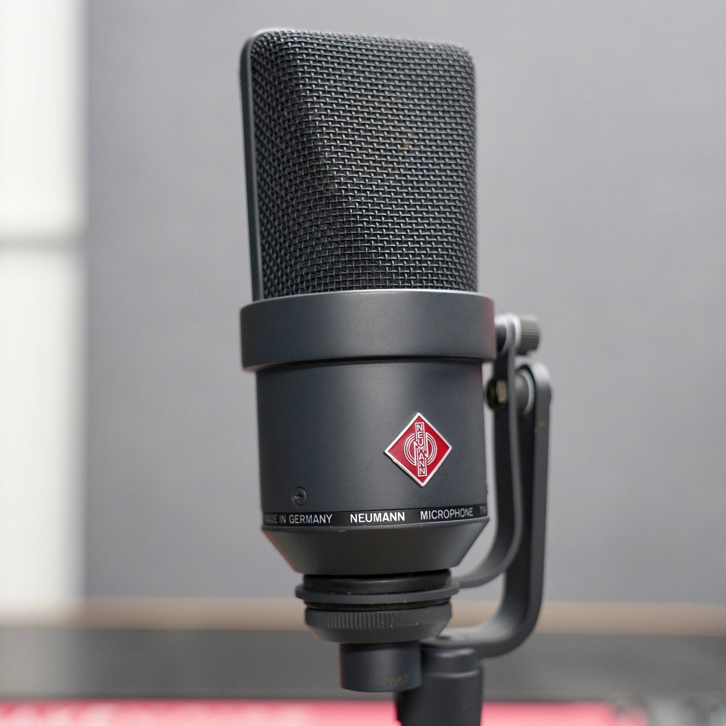 Neumann TLM 170 i