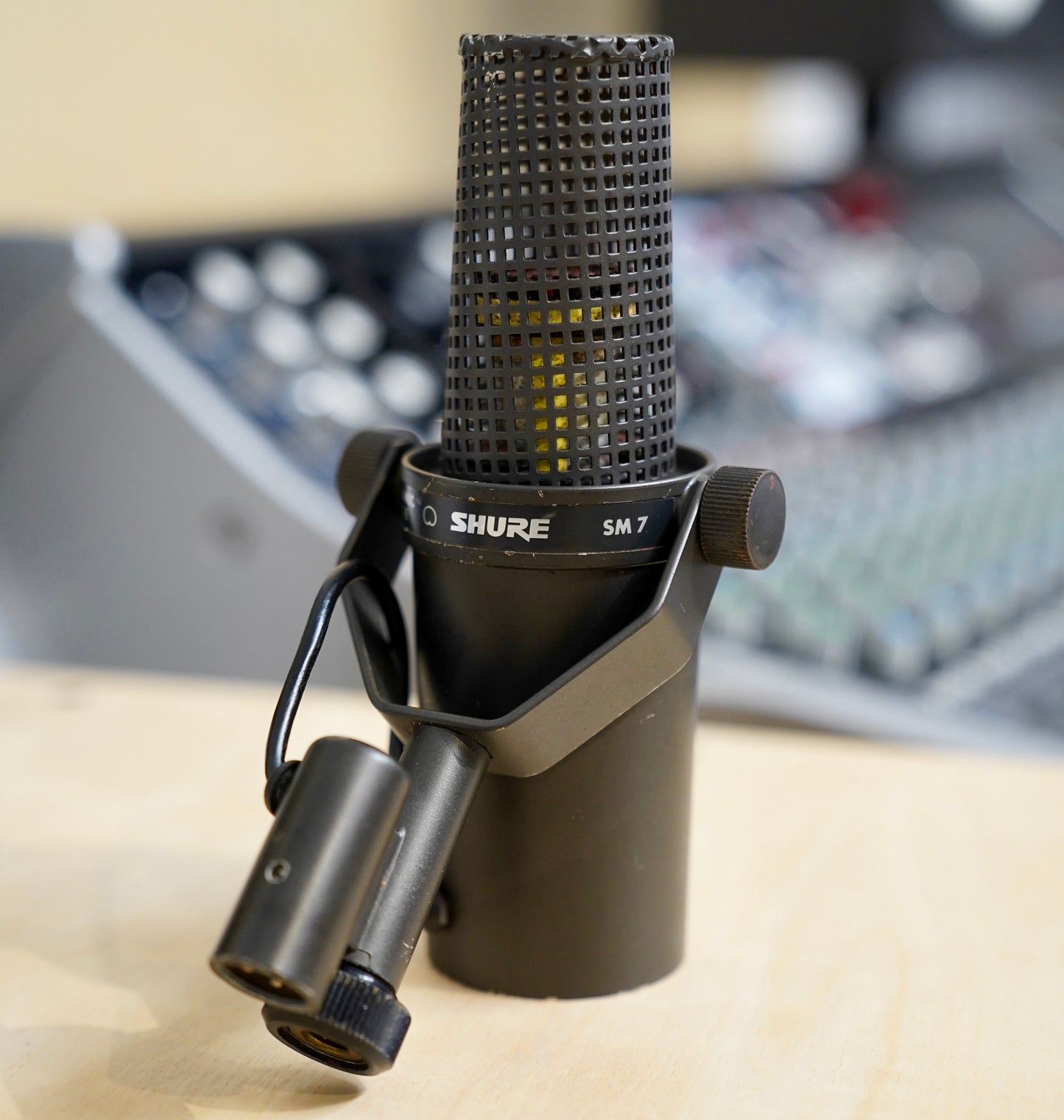 Shure SM7