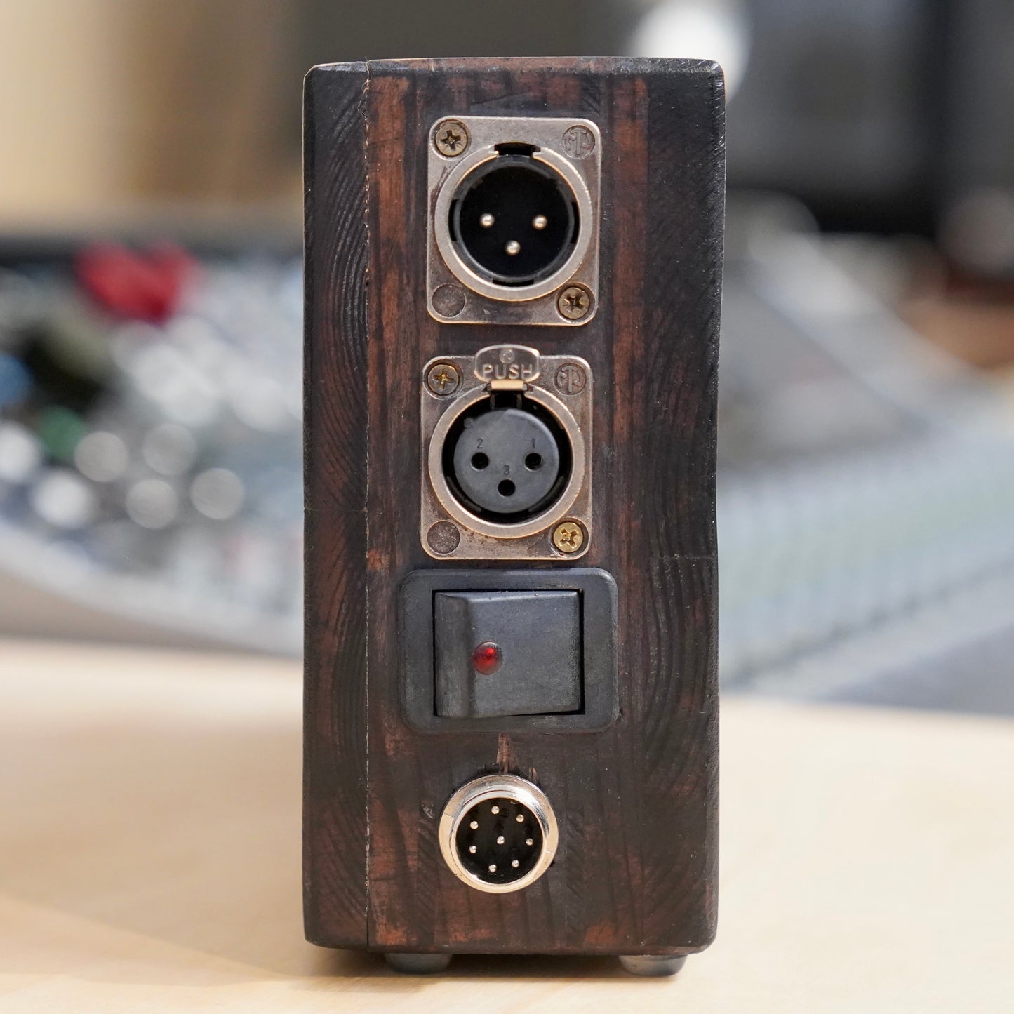 Telefunken v676A Preamp