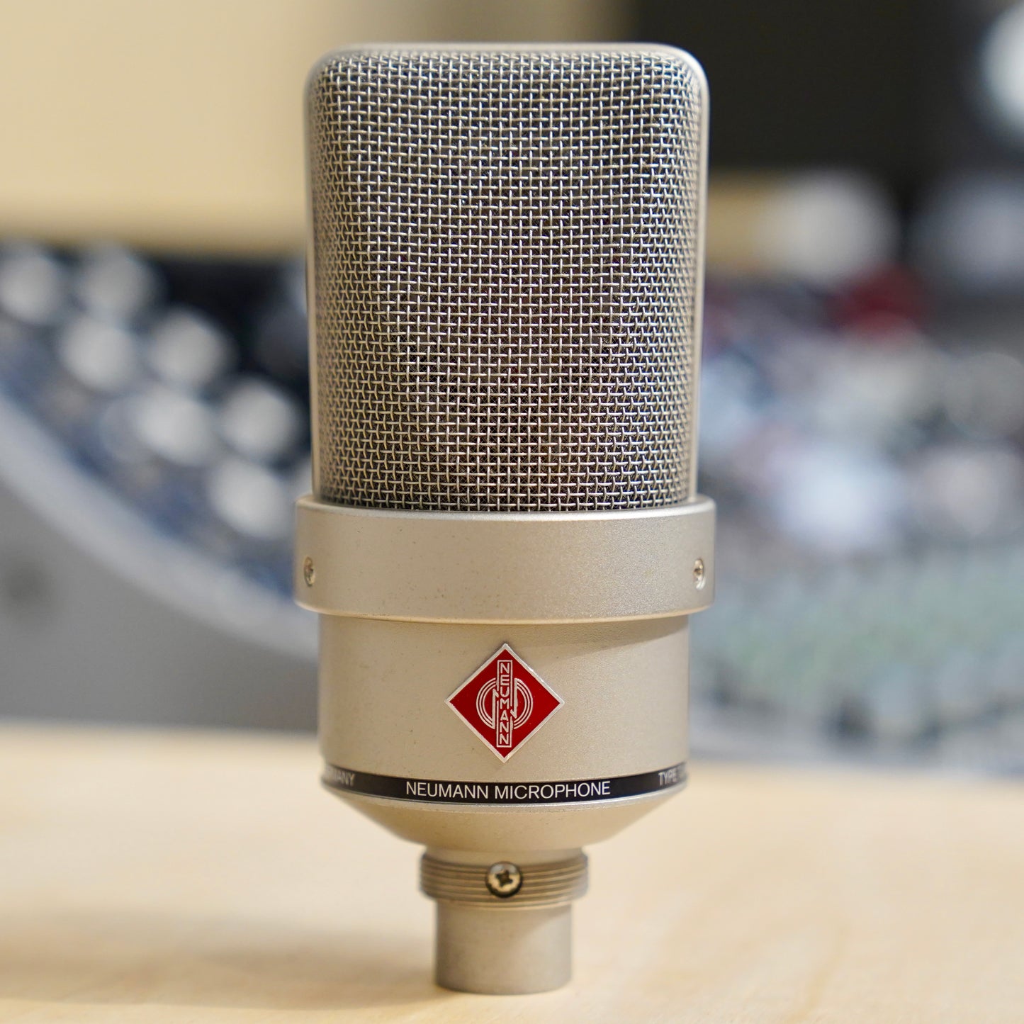 Neumann TLM 103