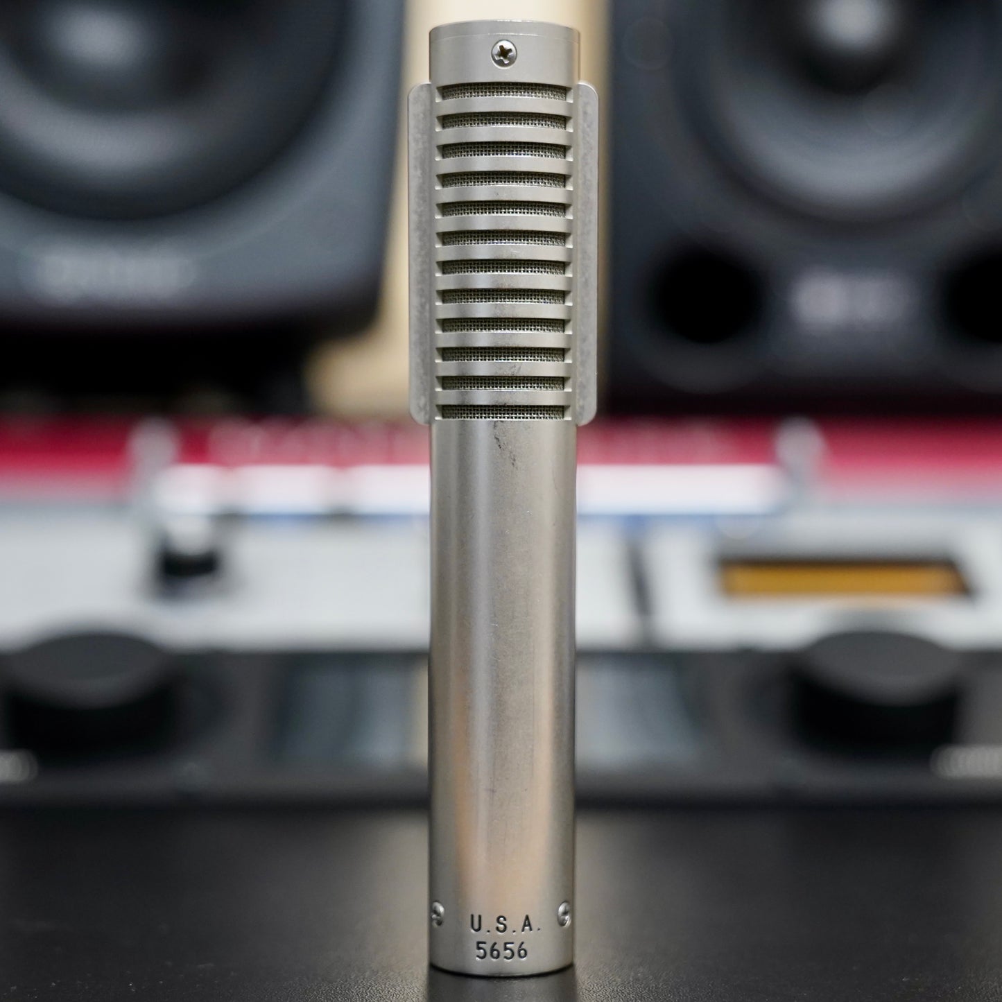 Royer R-121 Ribbon Microphone