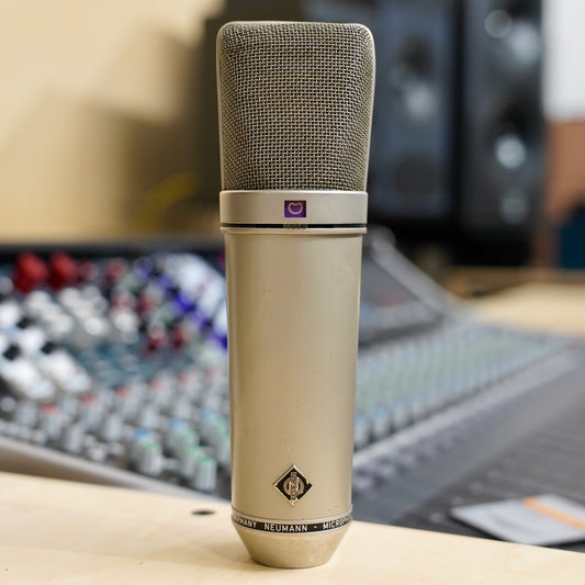 Neumann U67