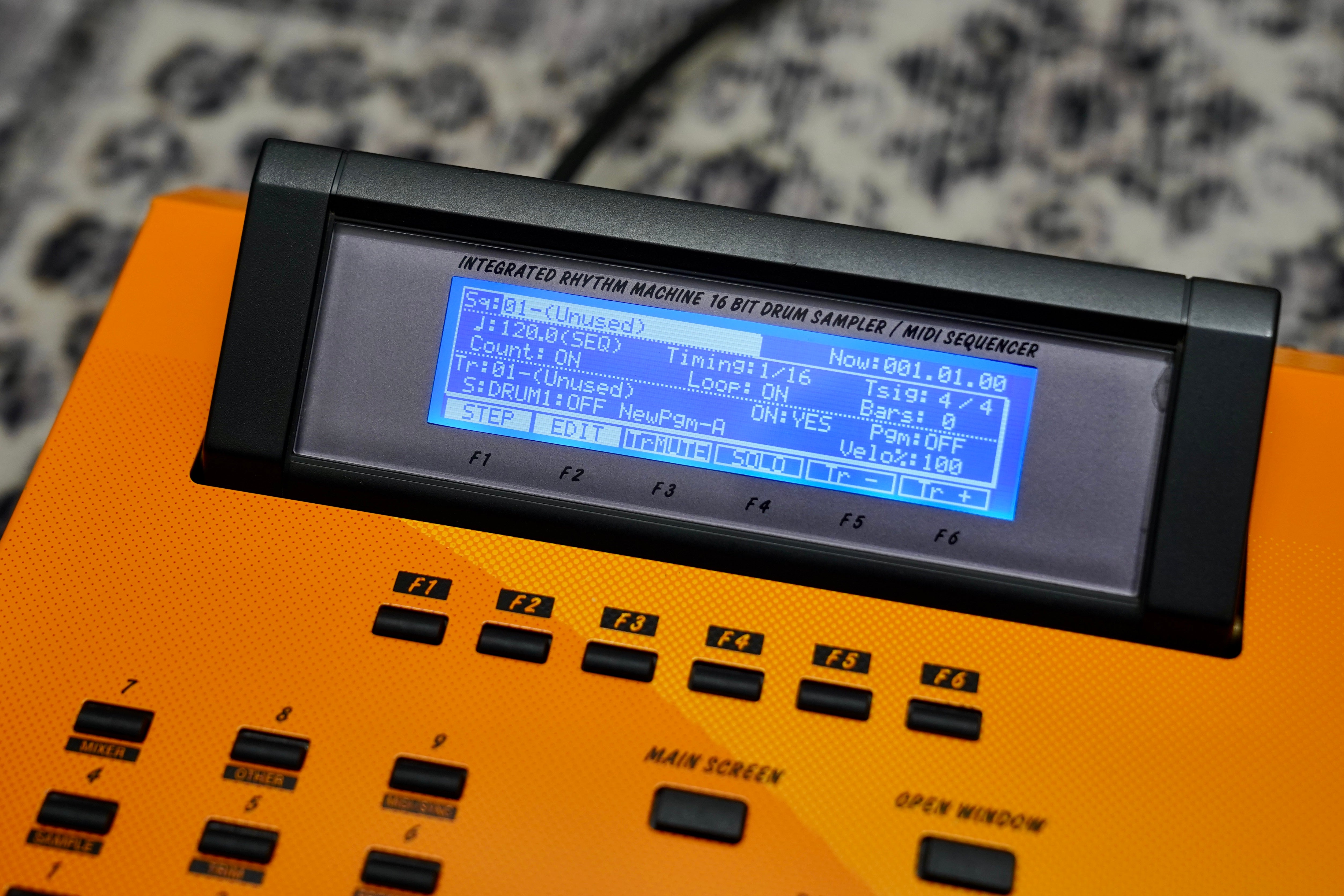 Akai MPC2000XL SE2