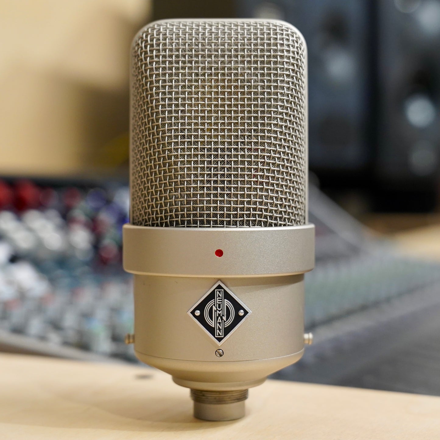 Neumann M49V