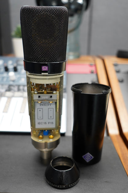 Neumann U87 (1982)