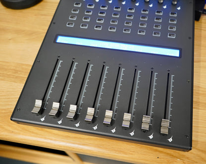Icon Qcon Pro XS