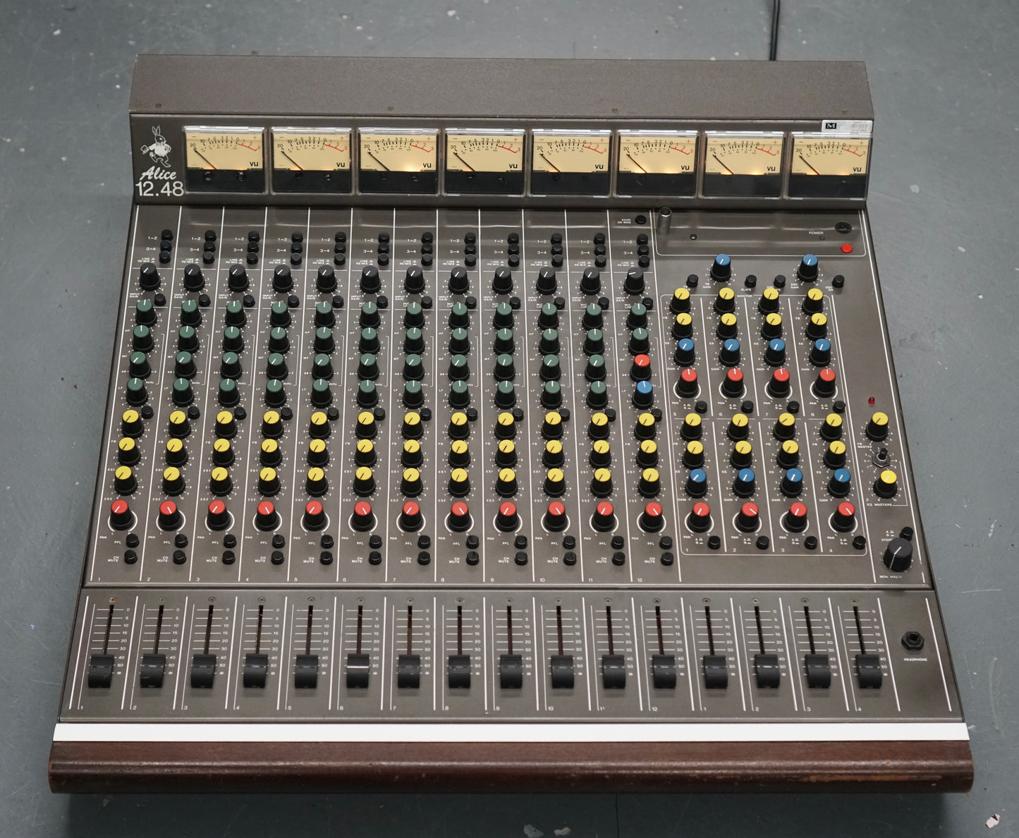 Alice 12.48 12-Channel Mixer