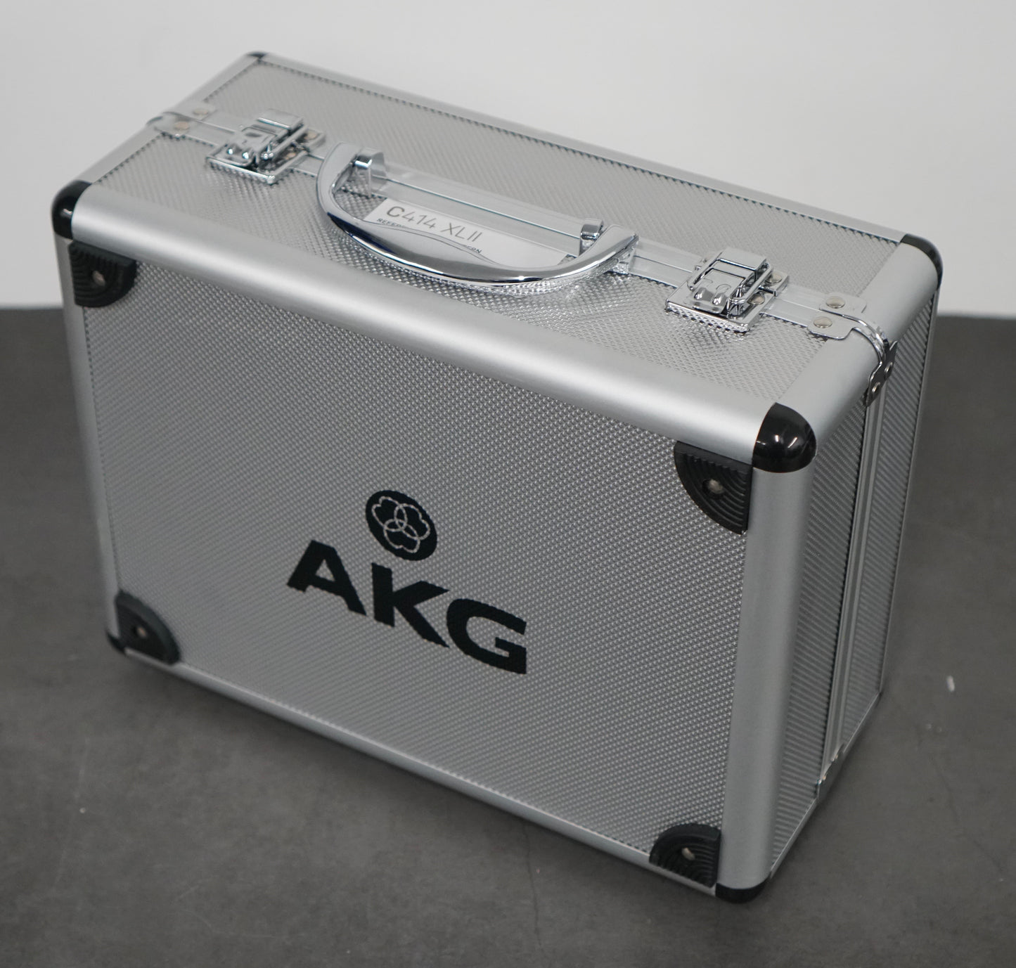 AKG C414 XL II