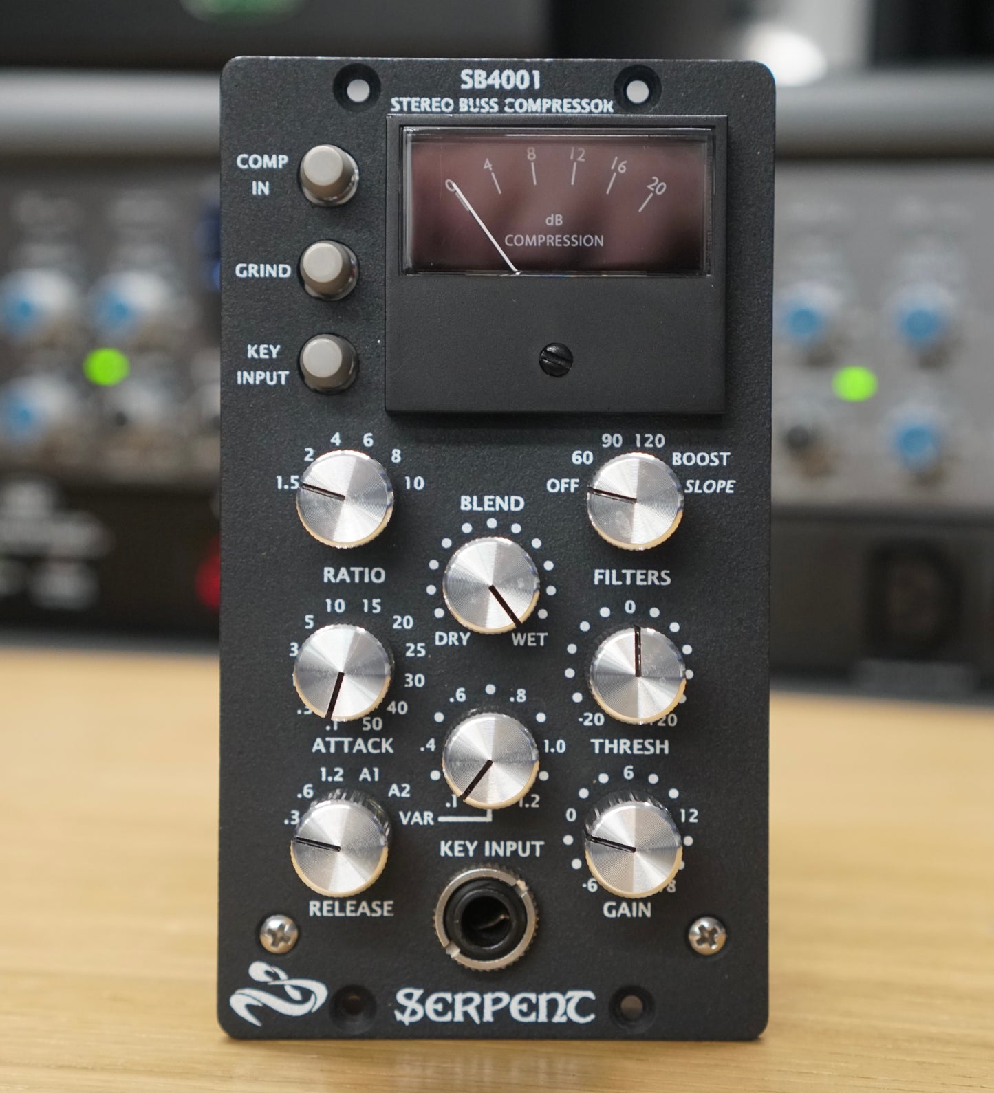 Serpent Audio SB4001 Stereo Buss Compressor