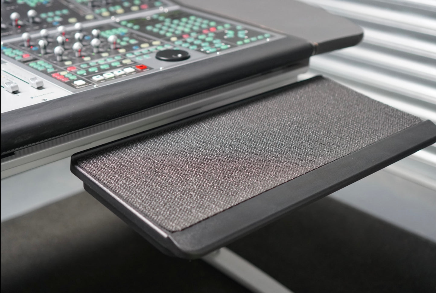 Avid D-Command 24 ES Fader Control Surface for Pro-tools with X-Mon