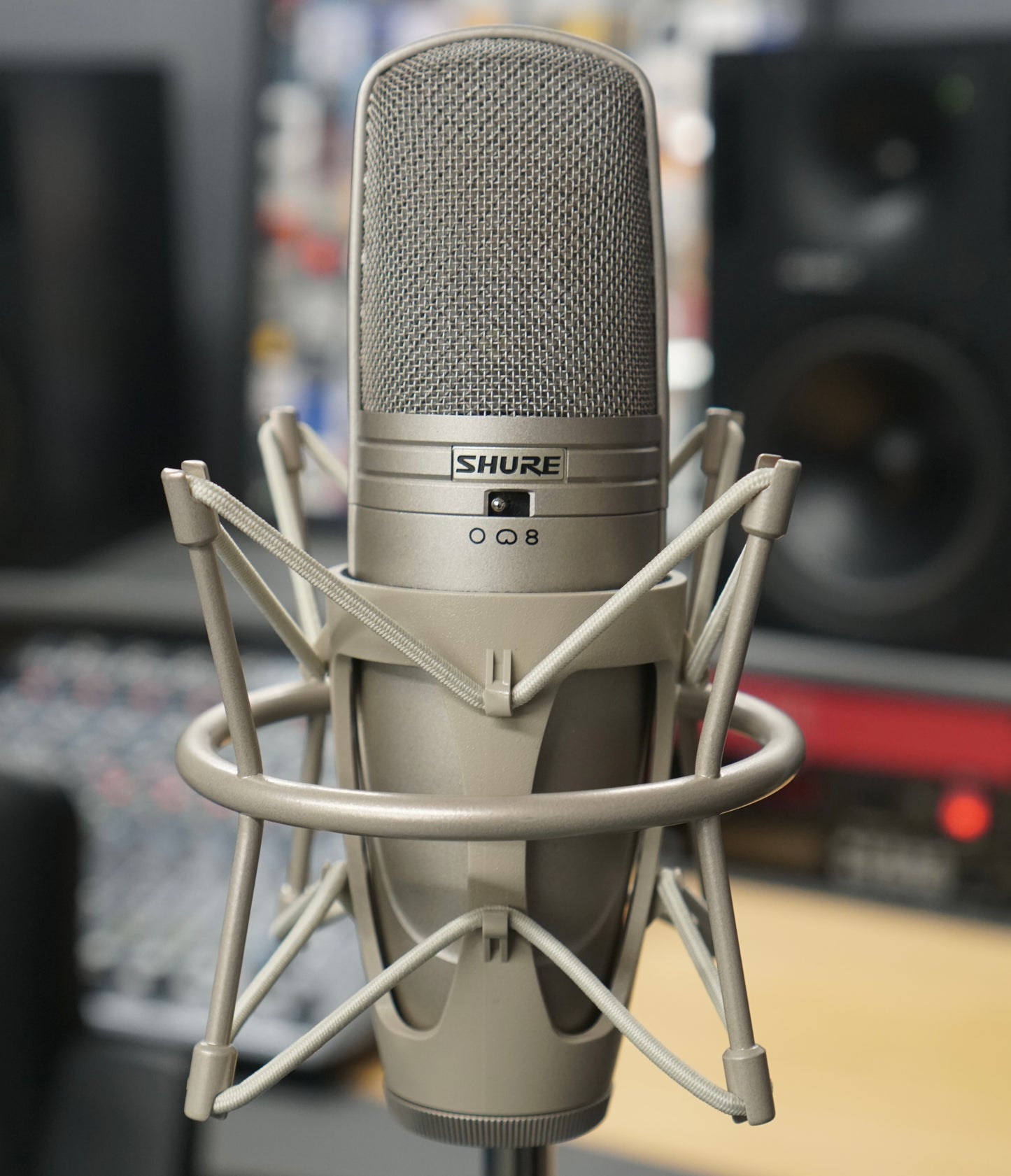 Shure KSM44