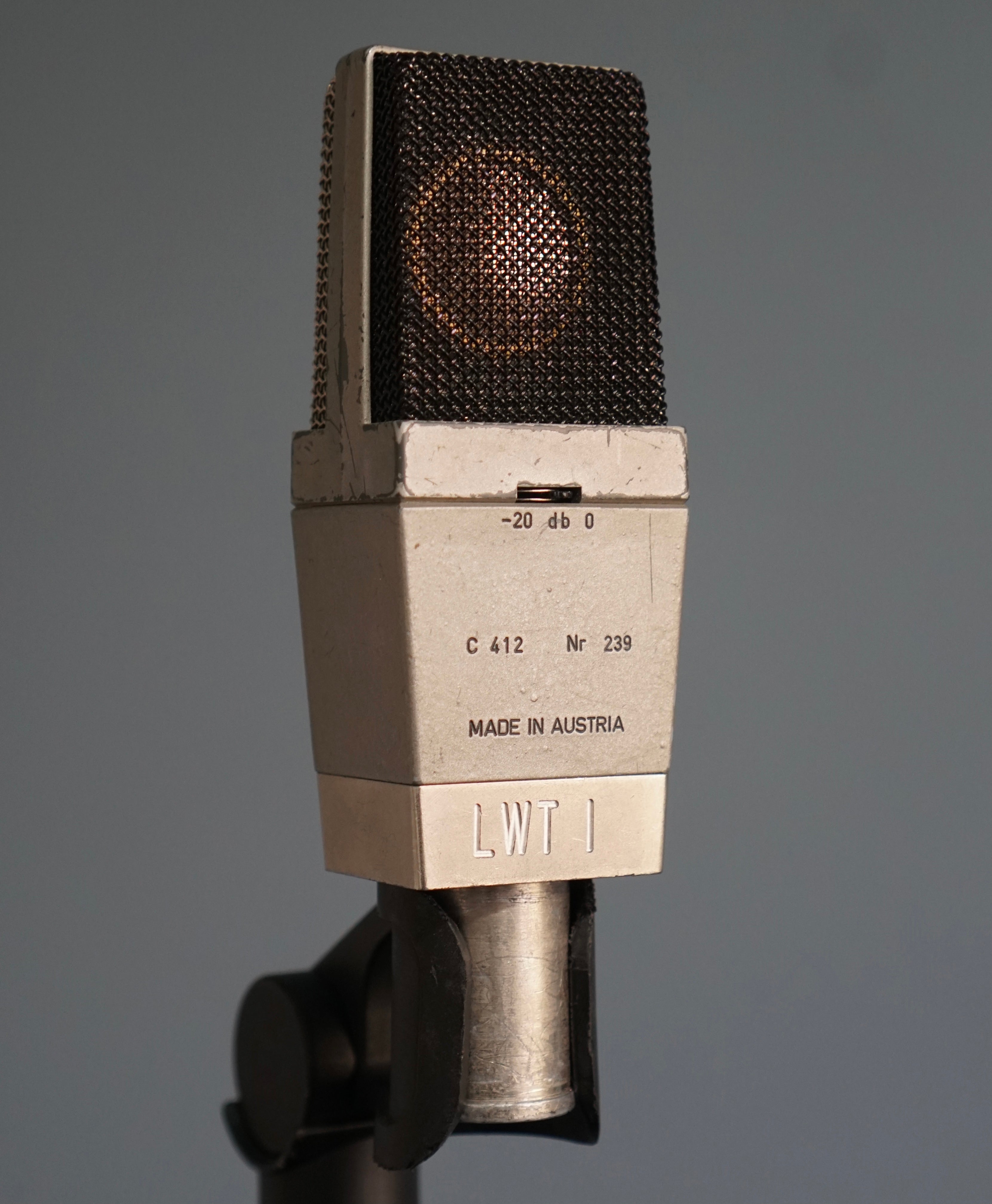 Akg 2025 412 microphone